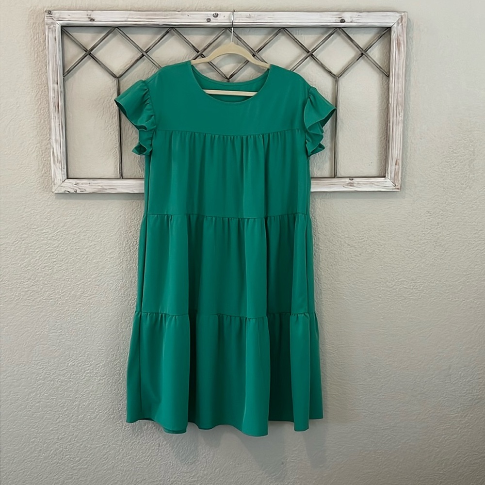 Sweet green layered dress.